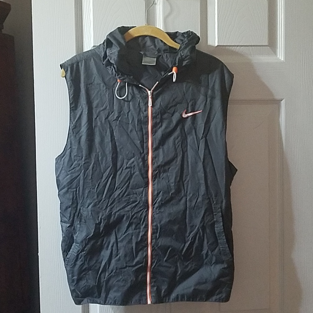 Hooded Nike vest/windbreaker with Velcro sides